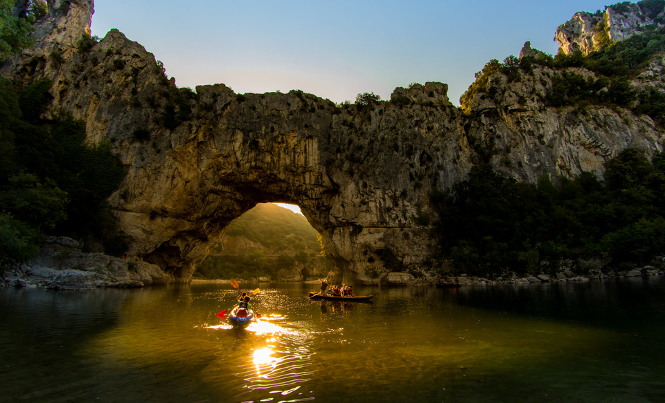 Photo Good Morning Pont d’Arc - descente en canoe en ardèche