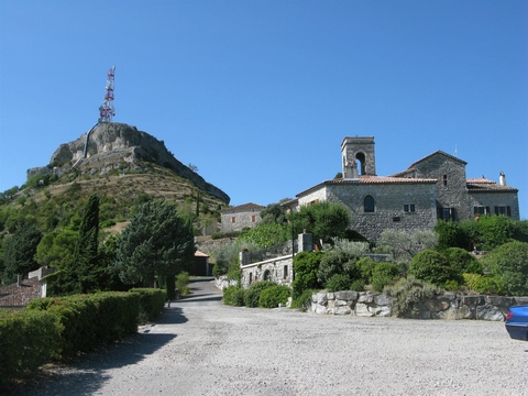 Top 5 des passages légendaires à voir en canoë dans les Gorges de l'Ardèche